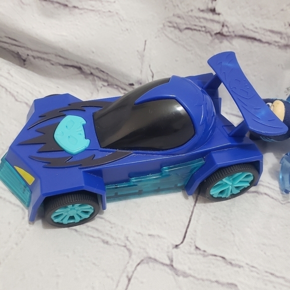 PJ Masks Glowheeler Cat Car And Figure Set Sounds Lights Pullback Just Play - Picture 3 of 12